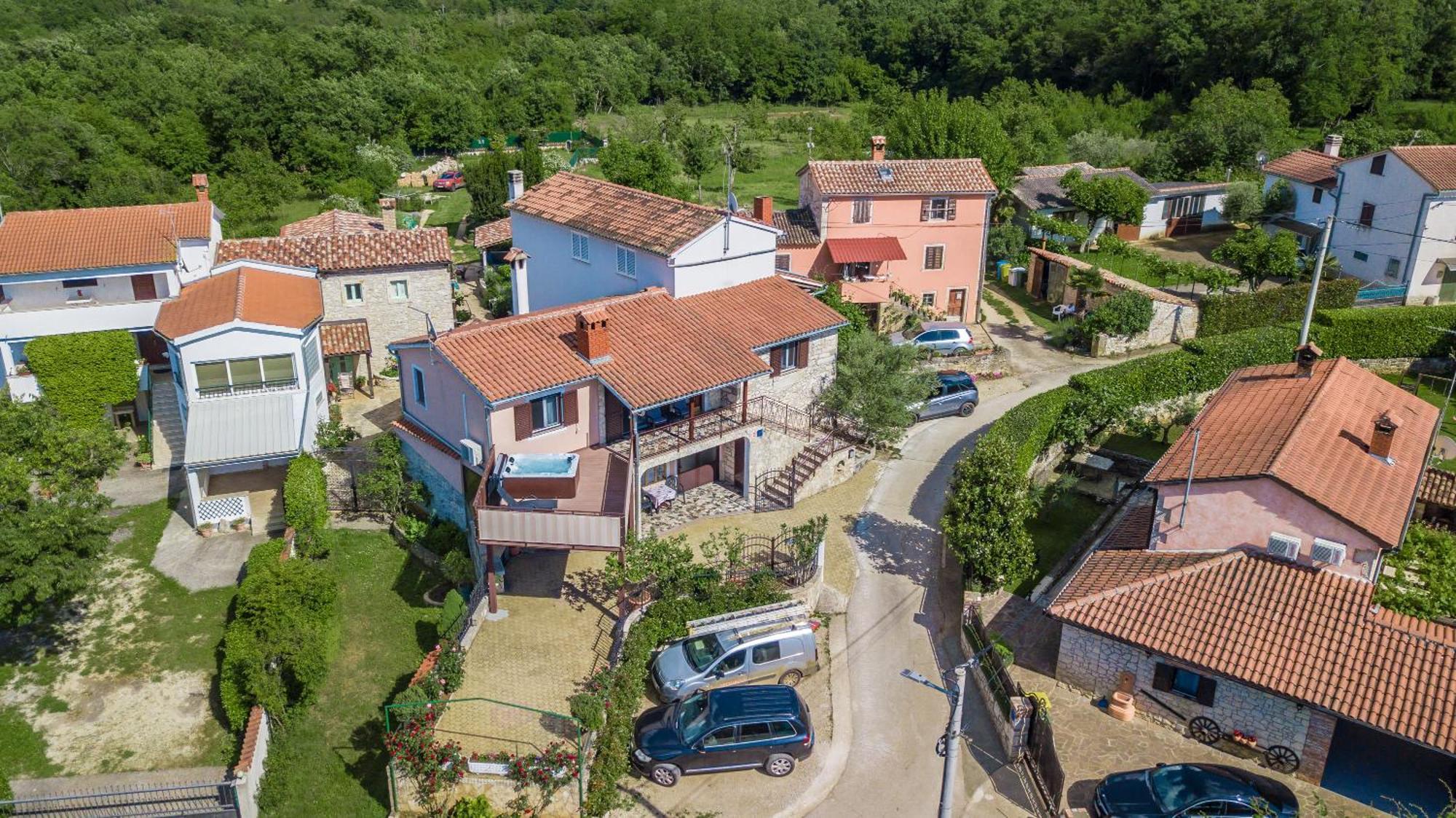 Villa Michelle Karojba Luaran gambar